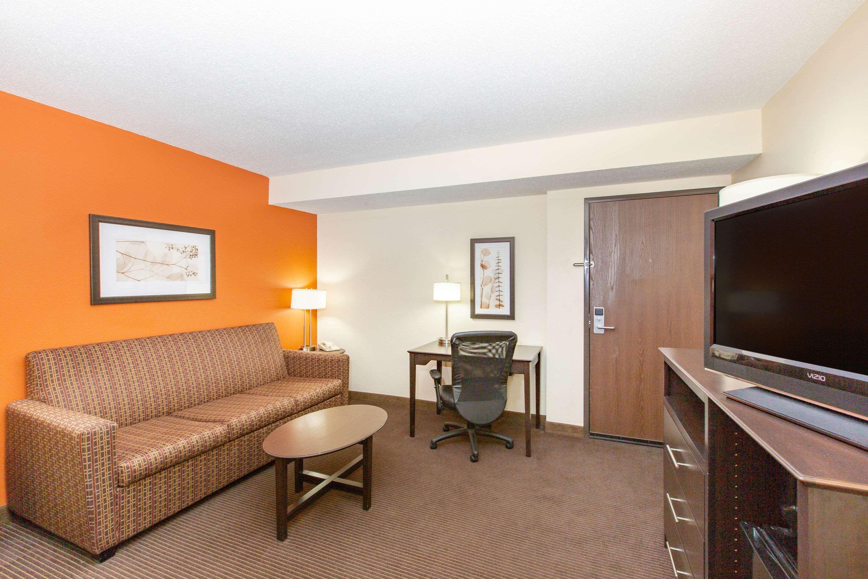Americinn By Wyndham Ottumwa Exterior foto